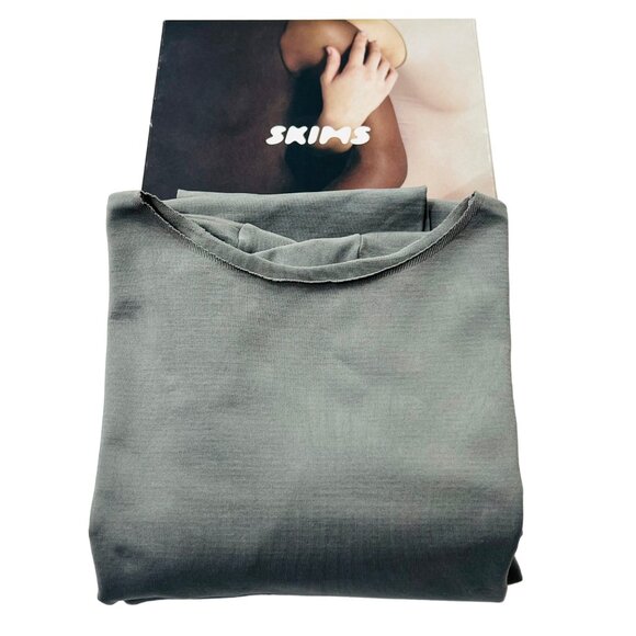 SKIMS Essential Crew Neck Long Sleeve Bodysuit Smoke 4X/5X - Picture 1 of 13